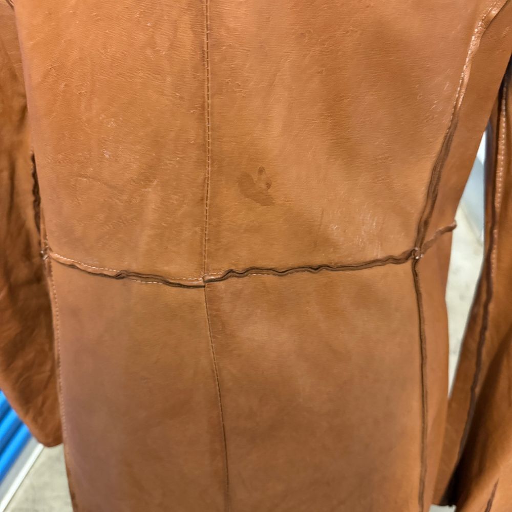 Blur Vintage‎ Tan Leather Long Coat Button Front Collared Trench Style O… - Picture 6 of 10